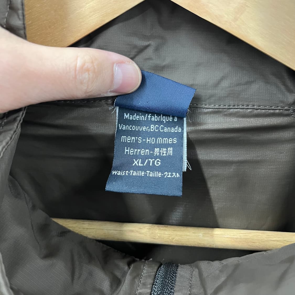 아크테릭스 바람막이 XL 상품이미지3