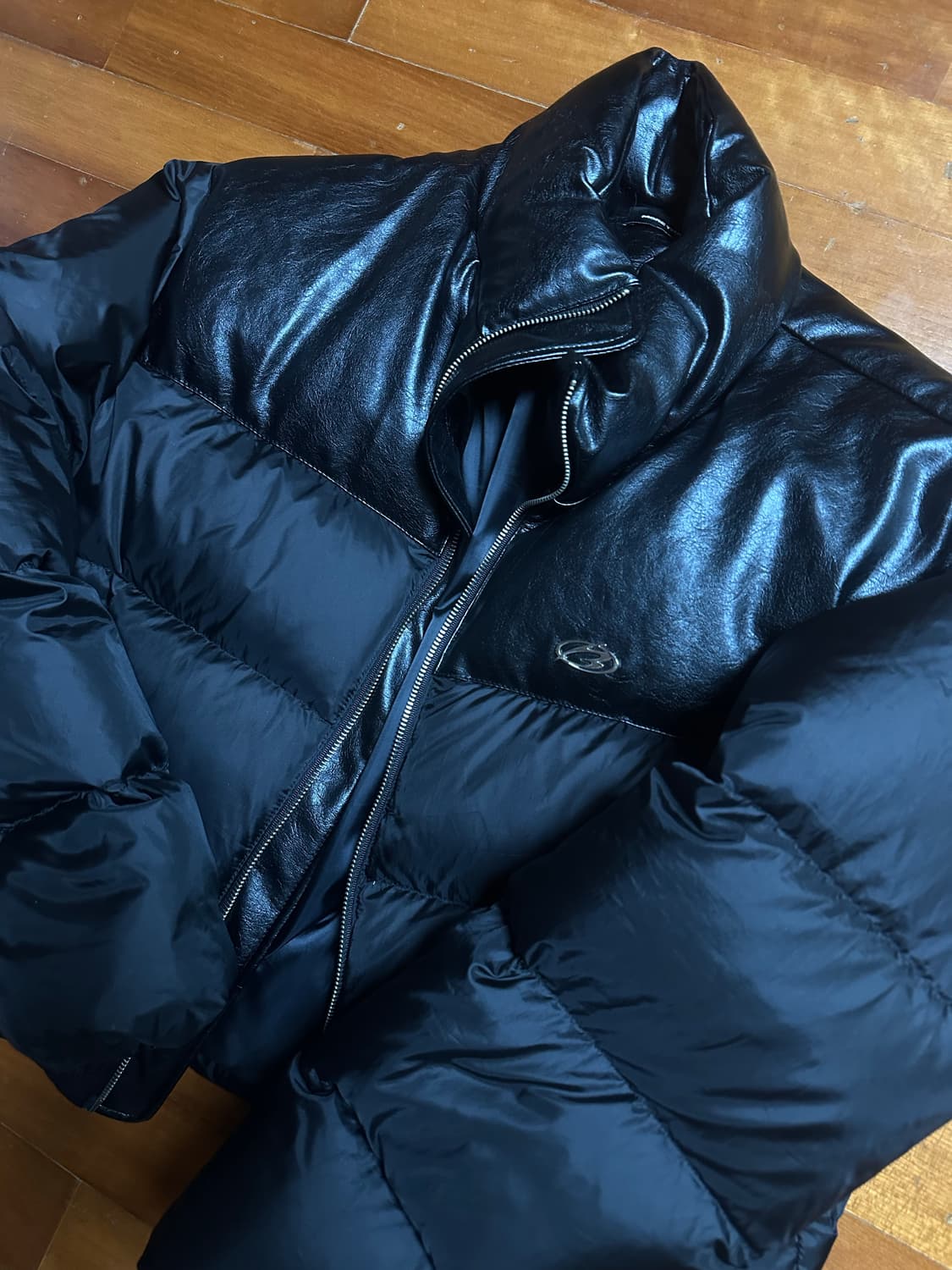 모어댄블랙 로고 믹스 패딩 상품이미지7