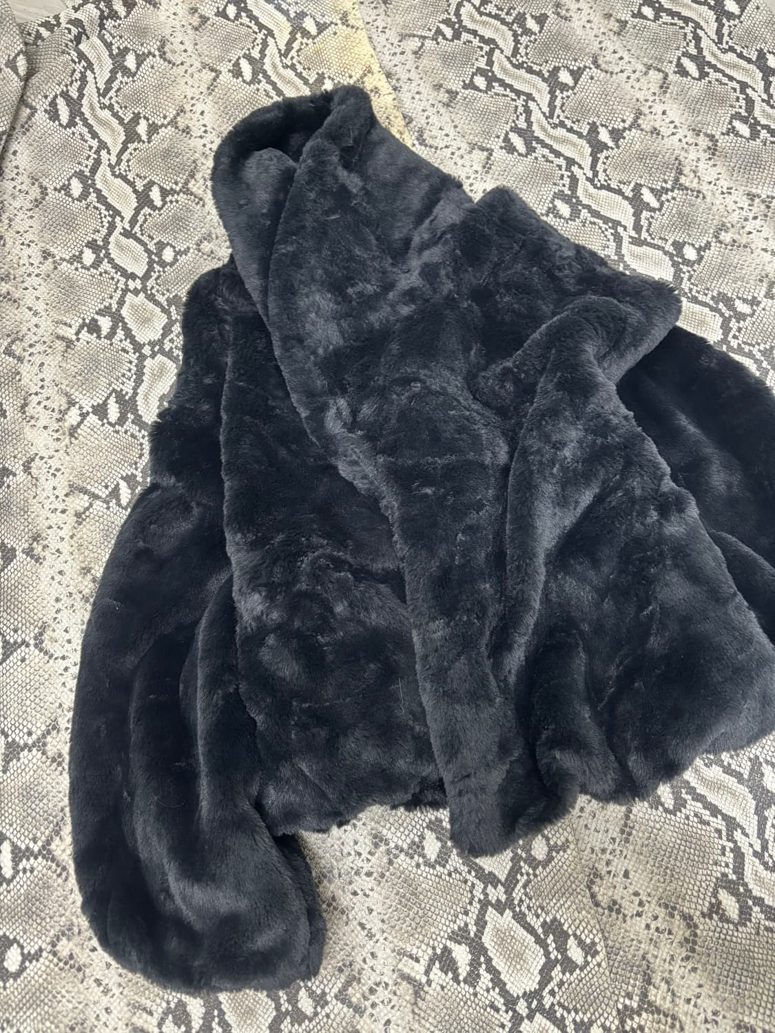 [GRL]Y2K Black Fur Jacket 상품이미지7