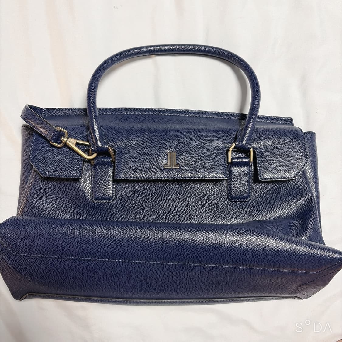 랑방 숄더 크로스백 네이비 상품이미지2