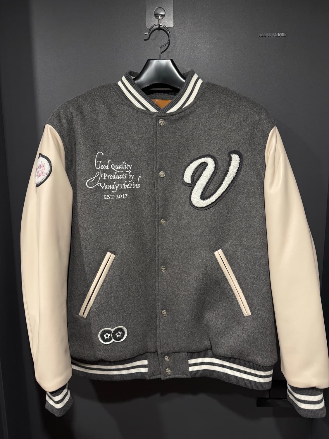 (XL) 반디더핑크 라플레시아 그레이 바시티 상품이미지2