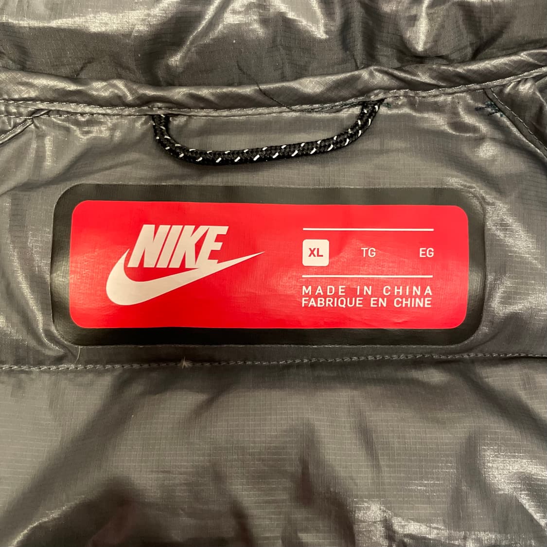 나이키 러닝 블랙 덕 다운 패딩 베스트   상품이미지6