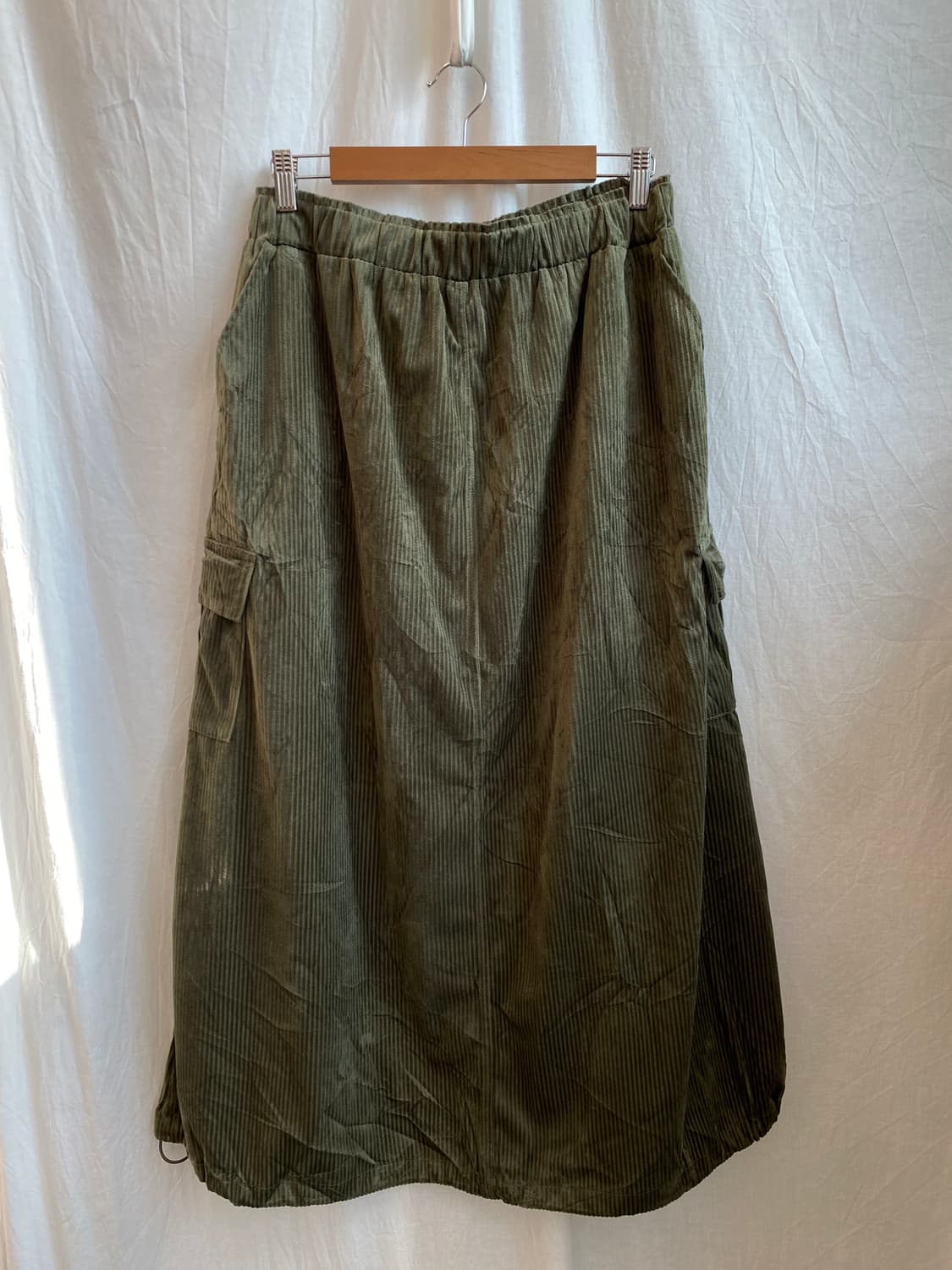 SUREVE 카키 코듀로이 밴딩스커트(XL) 상품이미지1