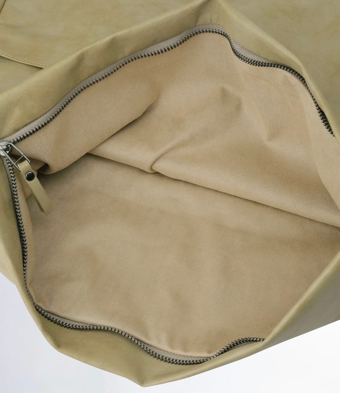 스컬프터 folded slouchy bag 폴디드 슬라우치 백 더티 그린 상품이미지4