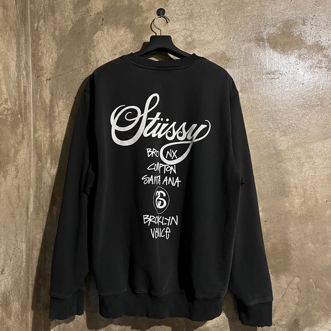 스투시 월드투어 맨투맨 상품이미지6