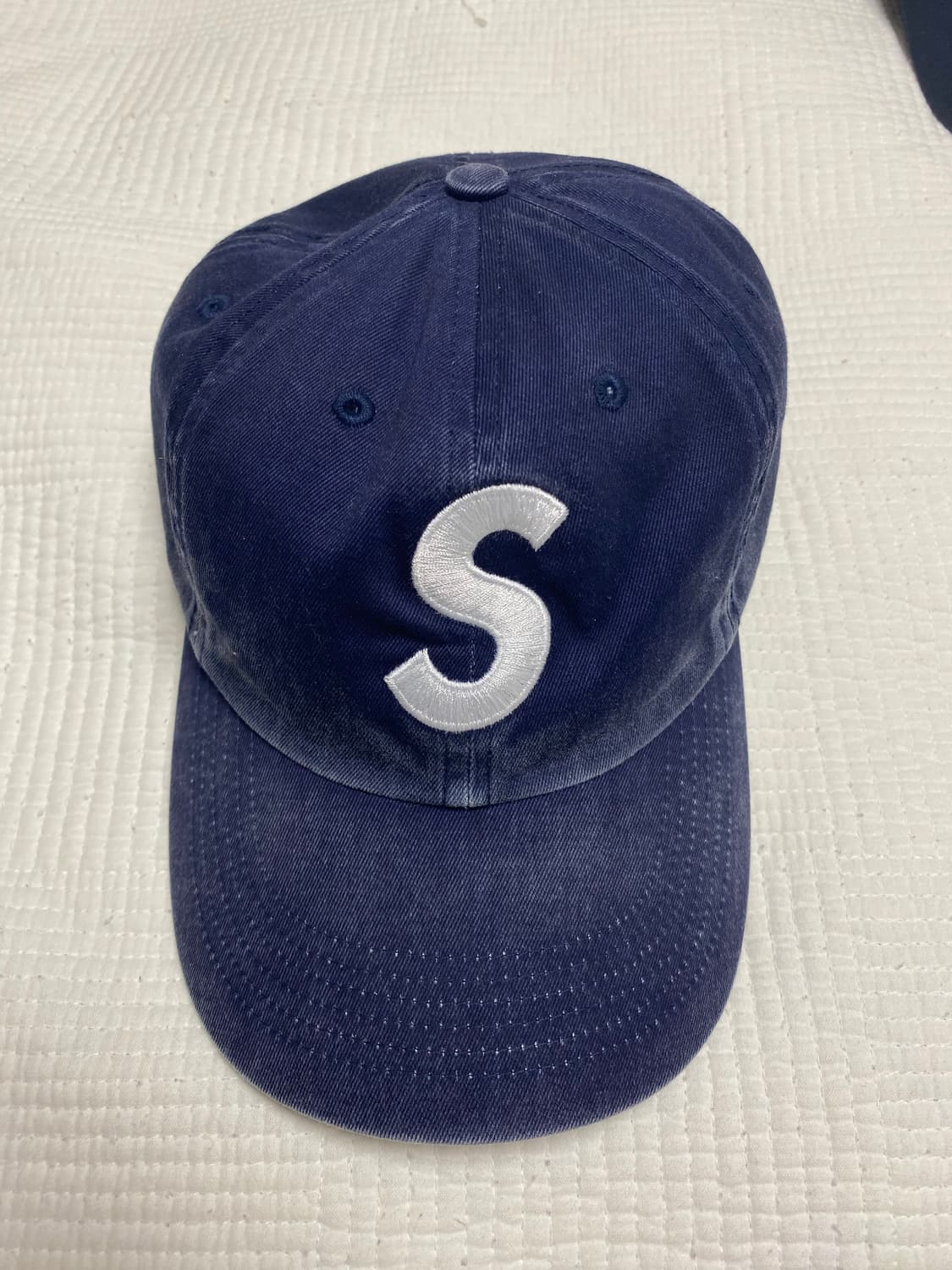 [free] 슈프림 23FW S로고 볼캡 네이비 상품이미지1