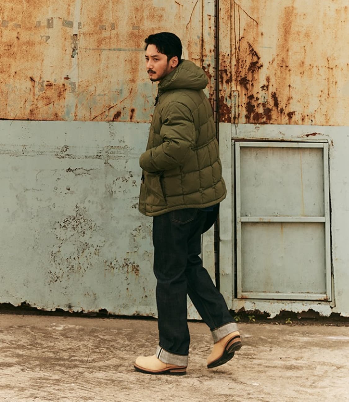 유니폼브릿지 카라코람 변요한 패딩 상품이미지2