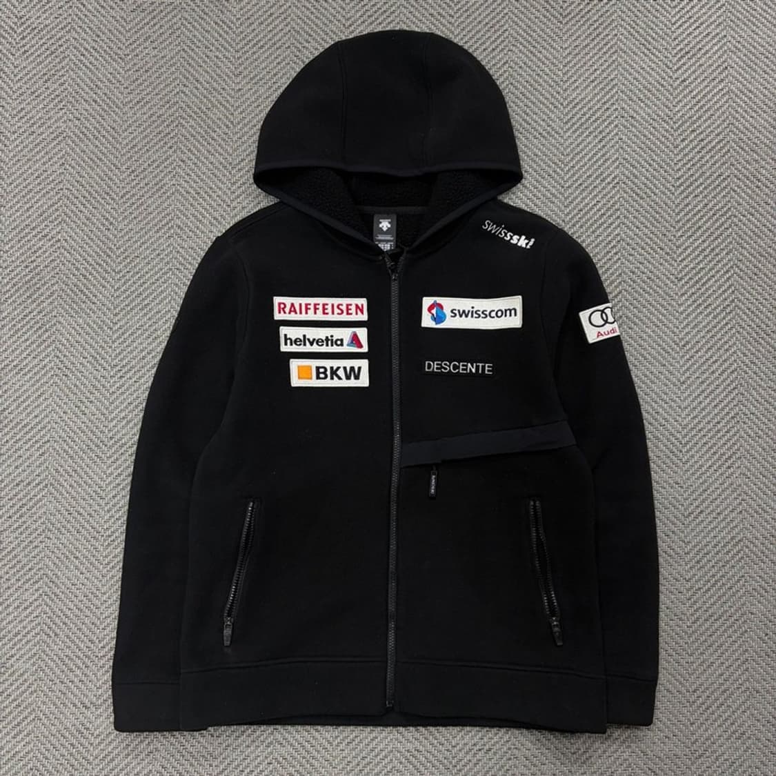 데상트 플리스집업 v1351 상품이미지1