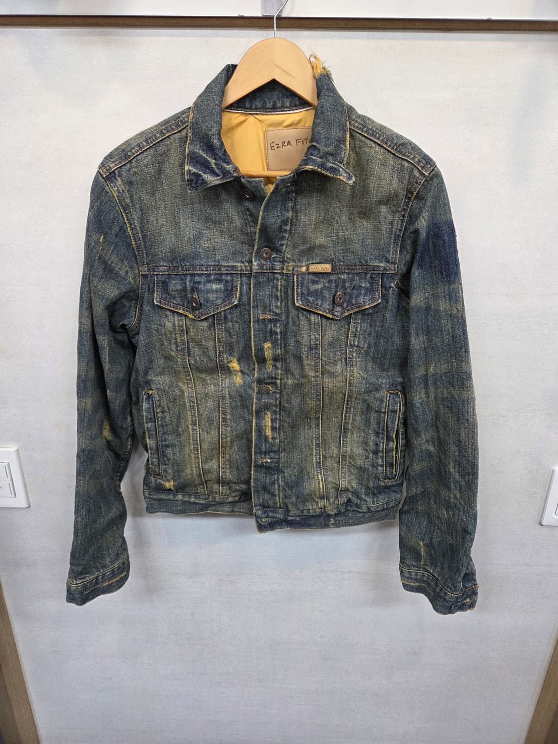아베크롬비 에즈라피치 빈티지워싱 데미지 데님자켓 M 상품이미지1