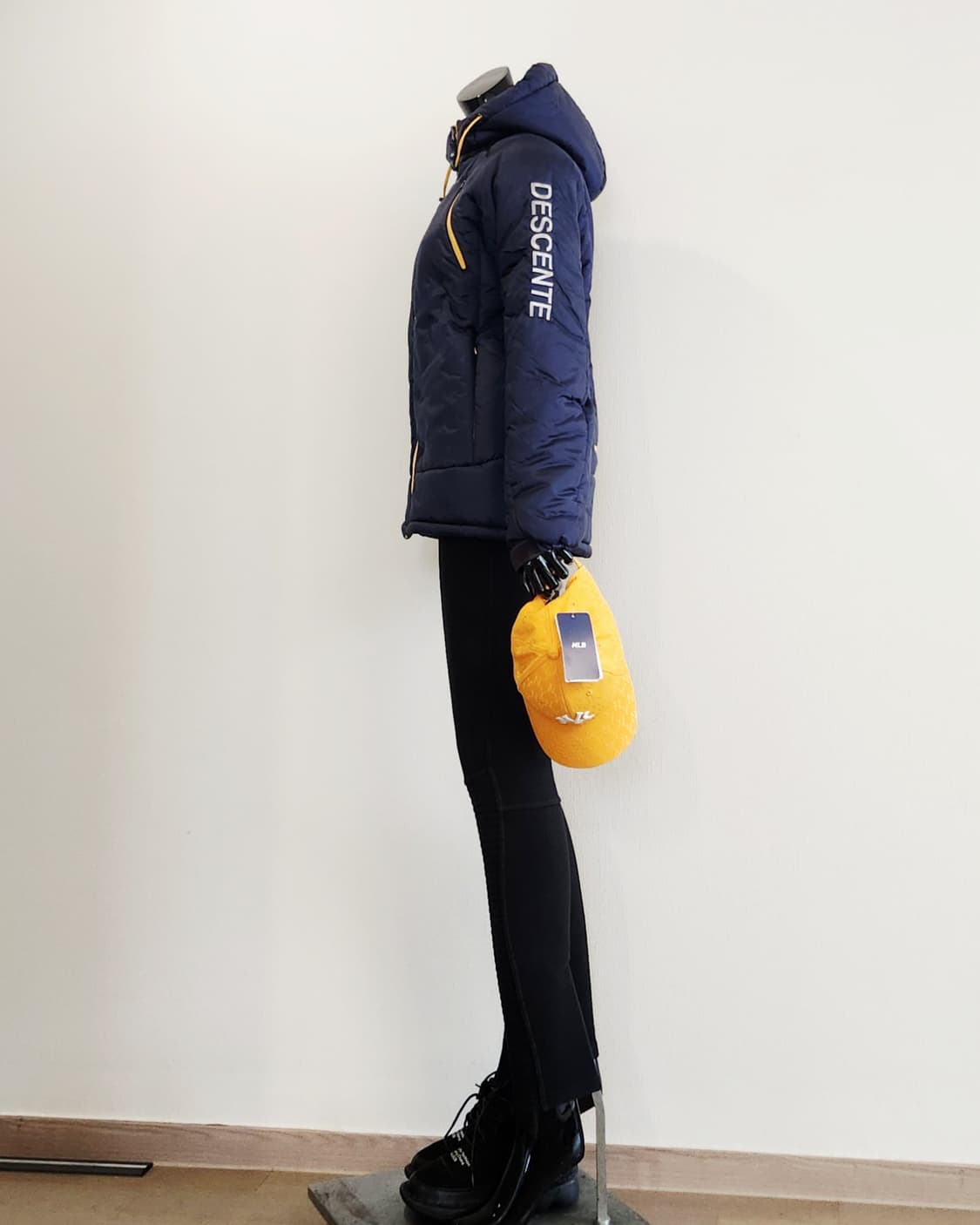 데상트 패딩점퍼  상품이미지4