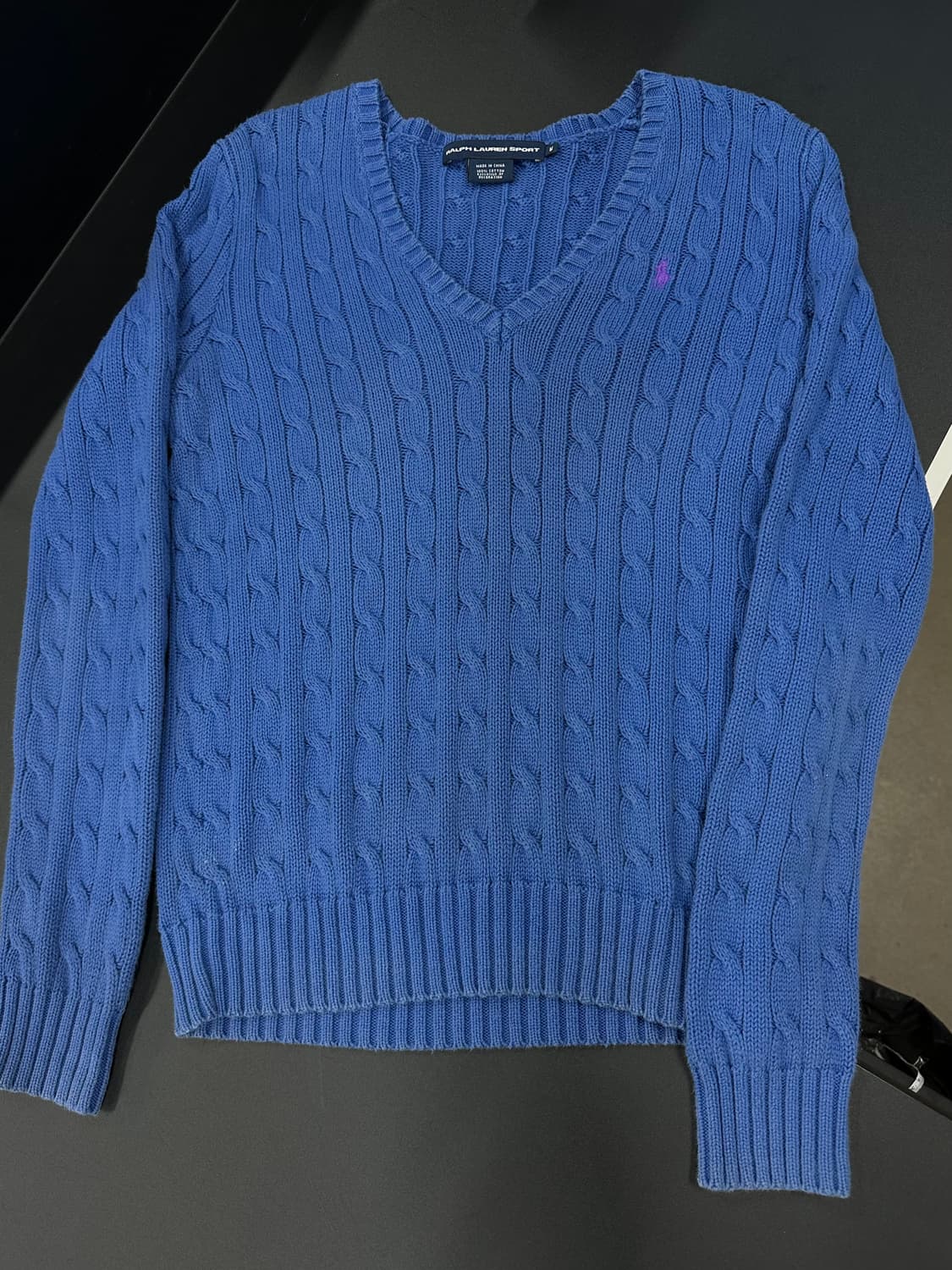 폴로 랄프로렌 브이넥 케이블 꽈배기 블루 니트 상품이미지4