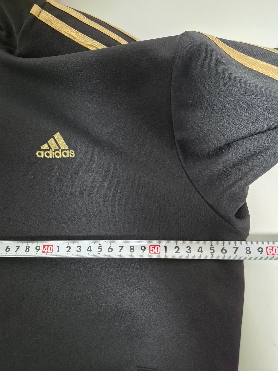 아디다스 트랙탑져지 블랙/골드 검골 105 올드스쿨 상품이미지3