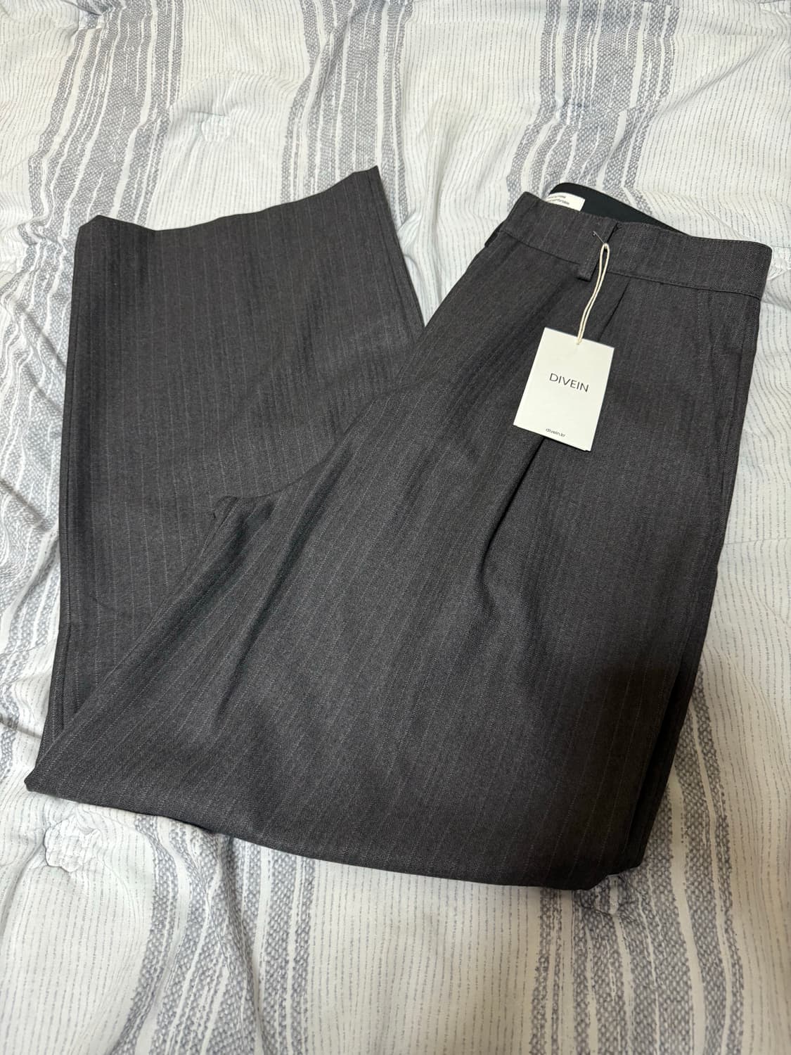 (1, 새상품) 다이브인 HBT 스트라이프 트라우저 차콜 상품이미지3