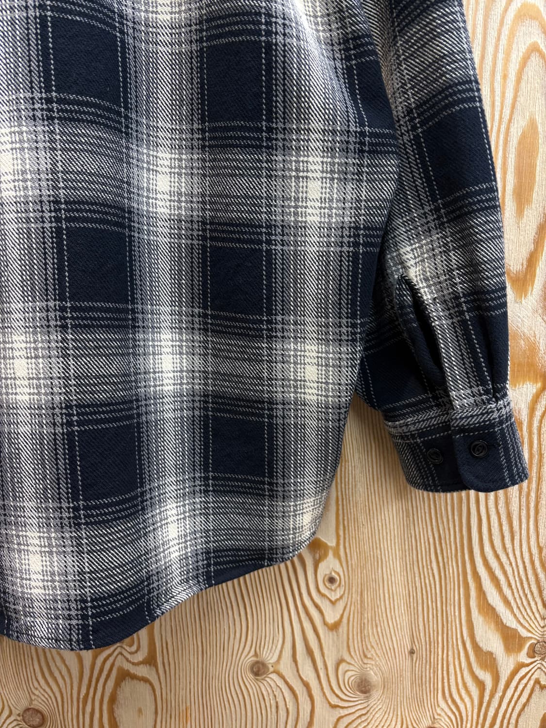 23FW 프릭스스토어 레드카멜 반집업 셔츠 상품이미지5