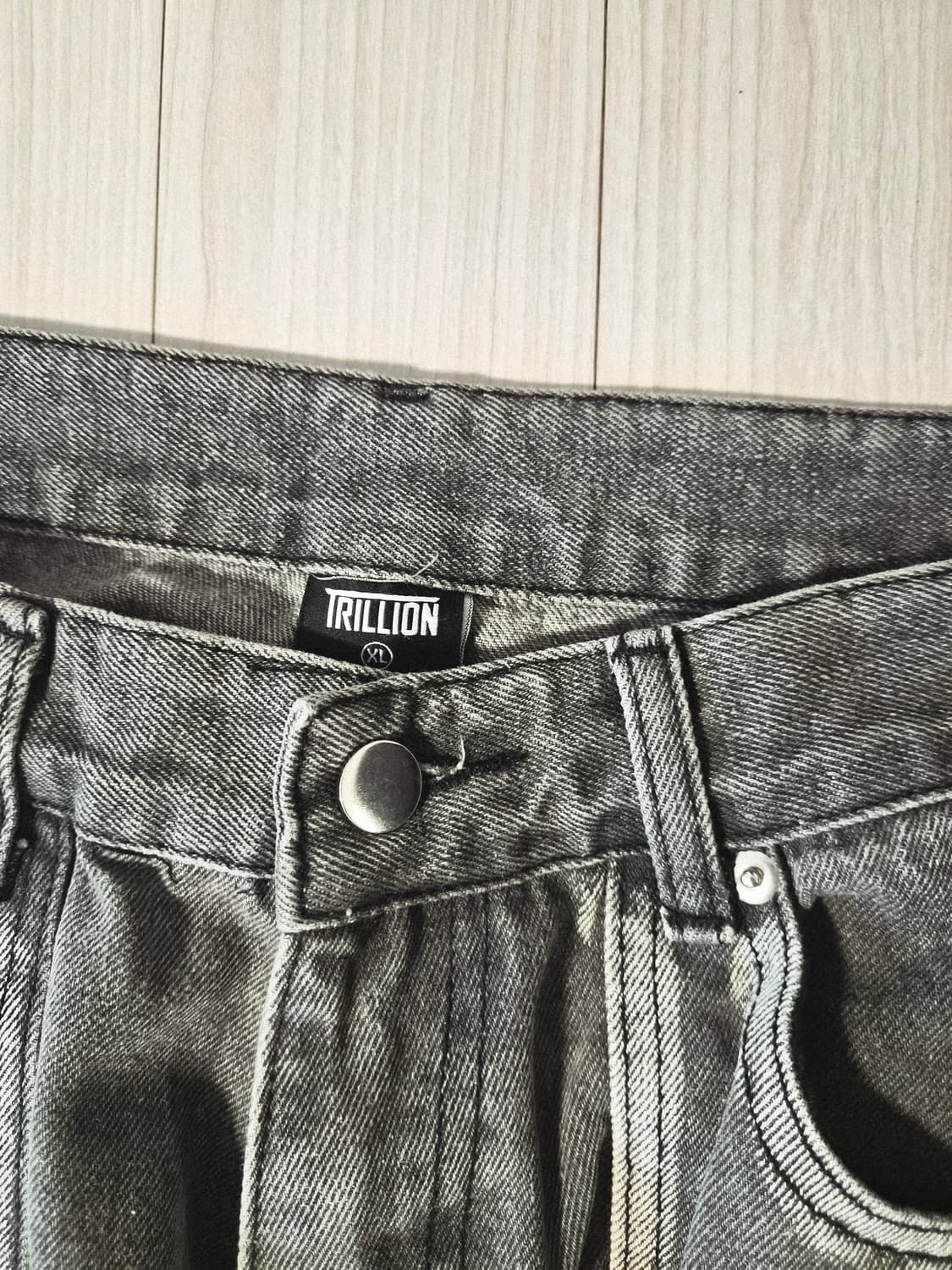[XL] 트릴리온(TRILLION) 워싱 와이드 카고 데님 팬츠 상품이미지3