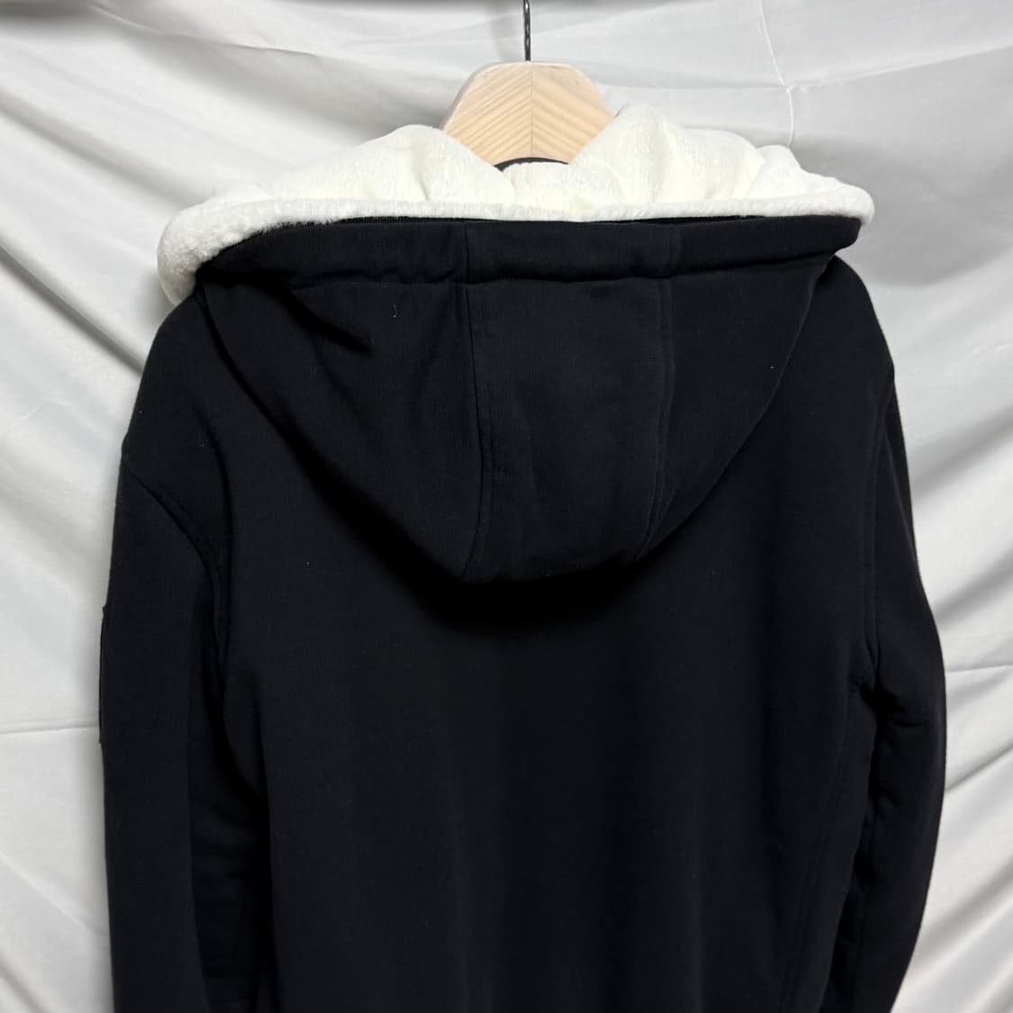 [S급/M] 무스너클 버니스웨터 은장 후드집업 블랙 상품이미지8