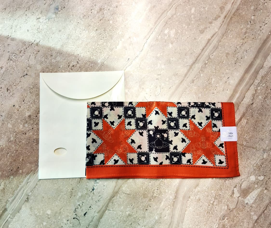 비비안웨스트우드 면 손수건 7 (새상품 with Case) 상품이미지5