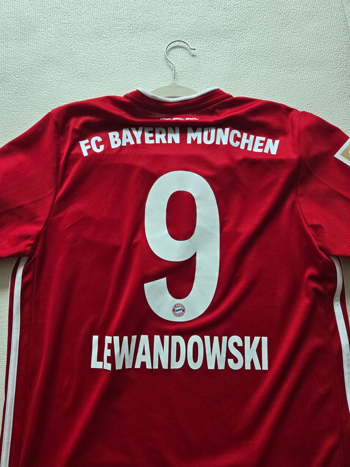 아디다스 바이에른 뮌헨 20/21 레반도프스키 유니폼 상품이미지2