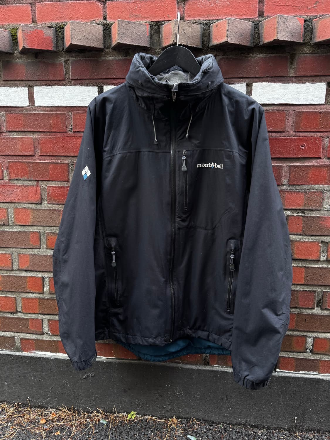 몽벨 재팬 아웃도어 블랙 윈드브레이커 자켓 상품이미지1