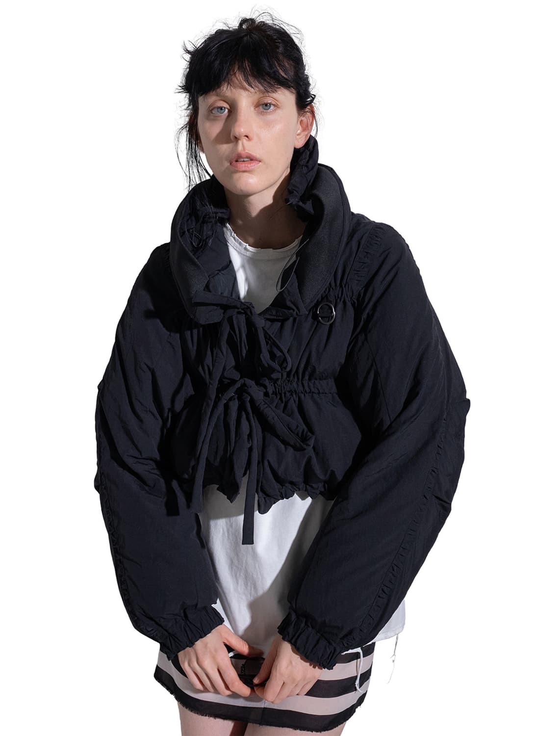 퍼버즈 25fw 스트링 멀티 크롭 다운패딩 상품이미지1