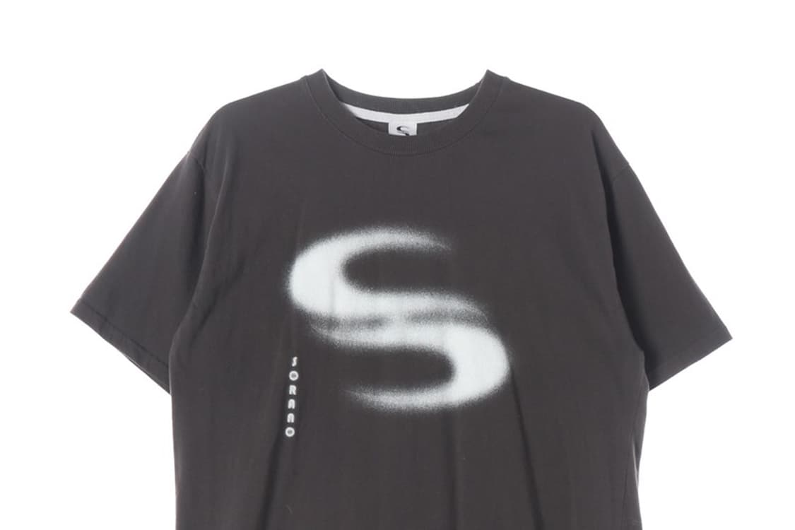 SORANO S 로고 스프레이 그래픽 반팔 티셔츠 차콜 L 상품이미지3