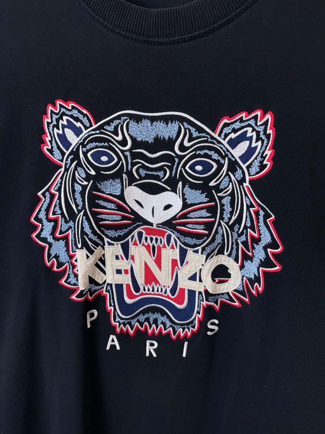 겐조 타이거 맨투맨 블랙 상품이미지3