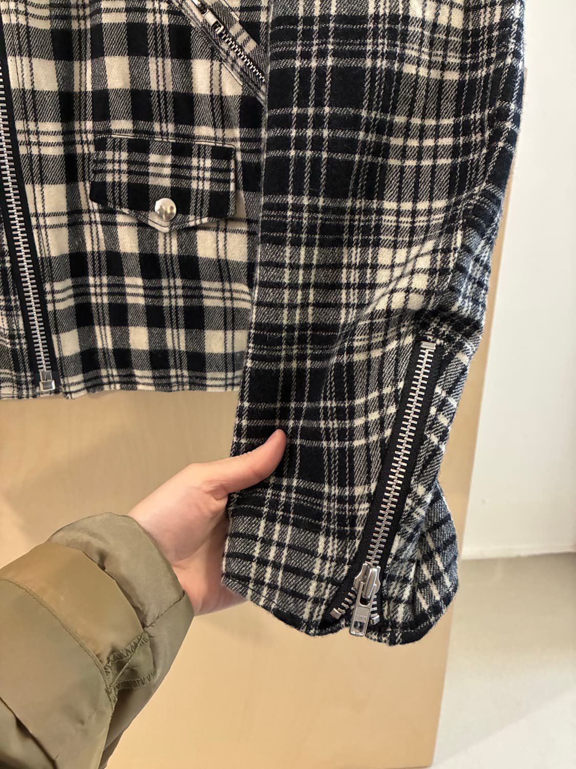 꼼데가르송 블랙 라이더 자켓 상품이미지3