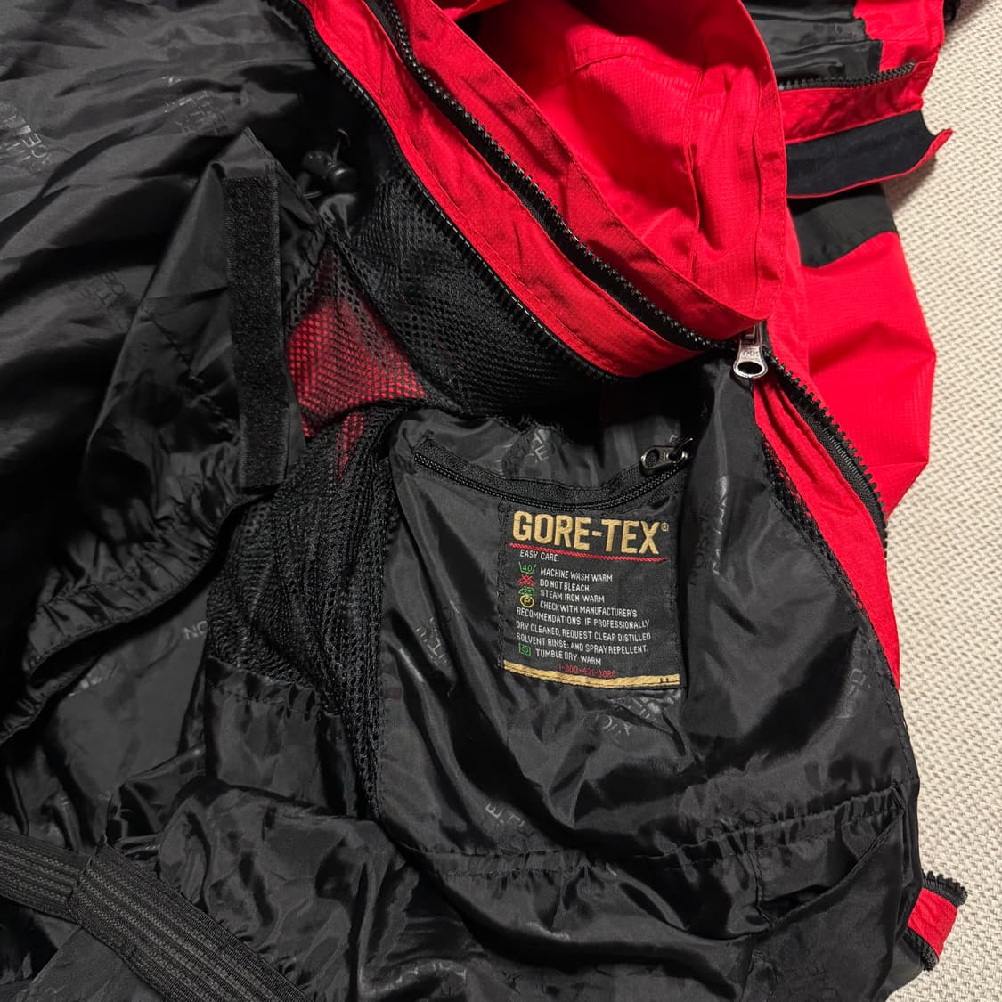 00s 노스페이스 써밋시리즈 고어텍스XCR 마운틴 자켓 상품이미지5