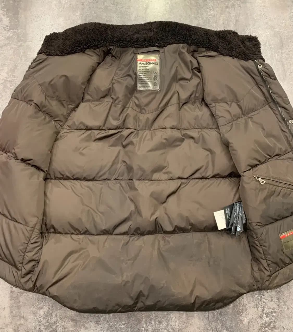 프라다 푸퍼 요크 베스트(울/레더/시어링/다운충전)46 사이즈 상품이미지5