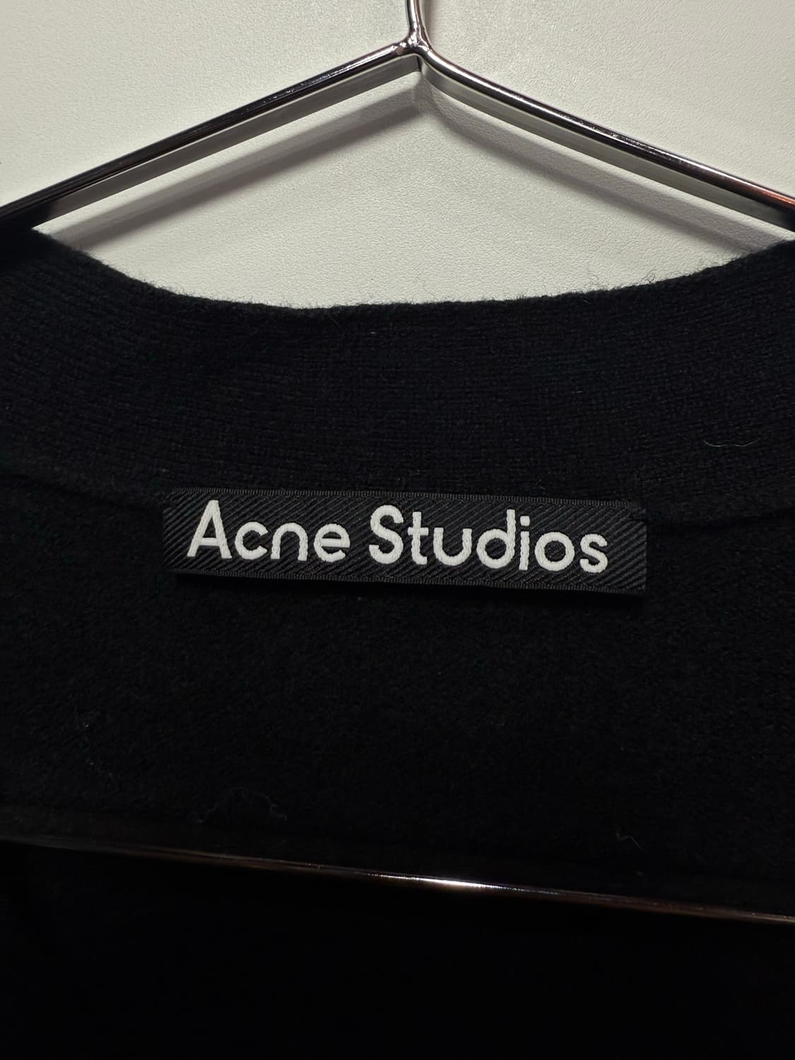 아크네 스튜디오 블랙 가디건 상품이미지4