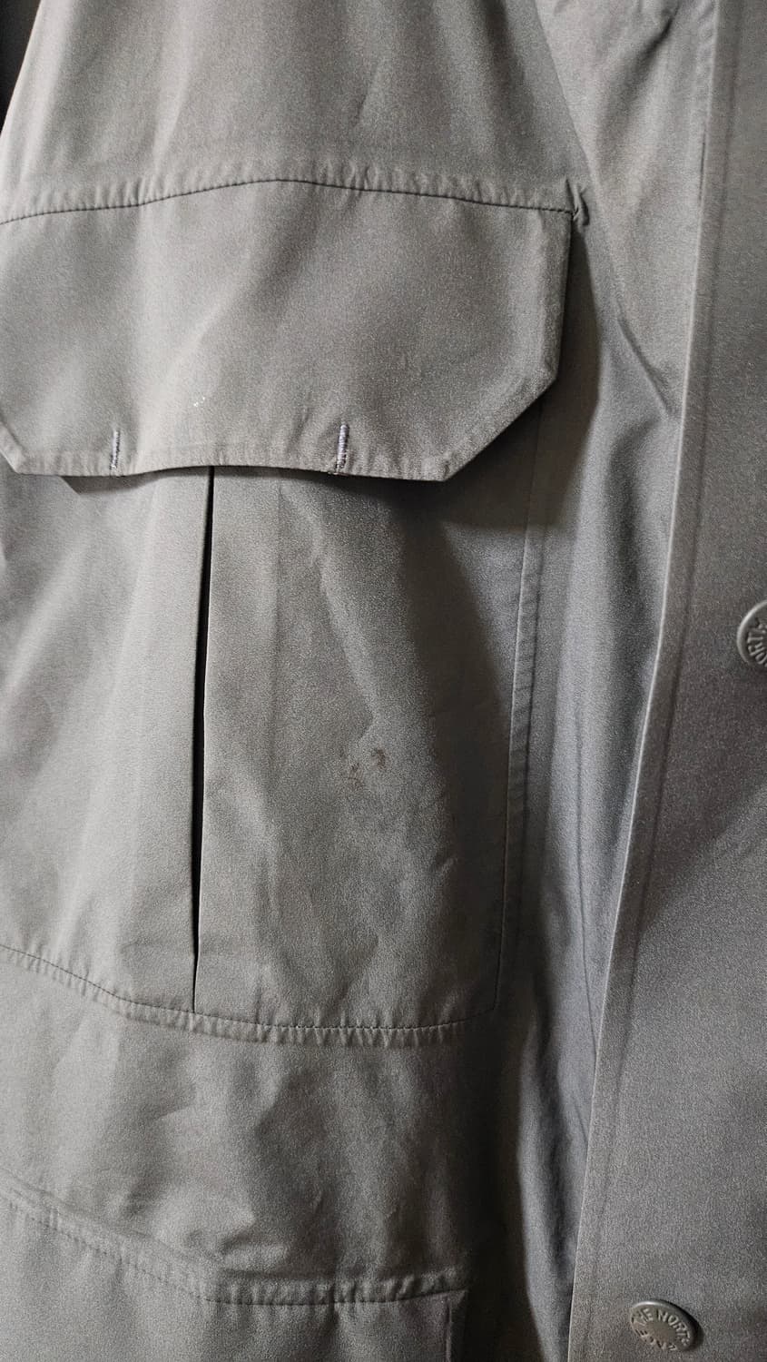 노스페이스 퍼플라벨 GORE-TEX 팩라이트

마운틴파커 L 상품이미지4