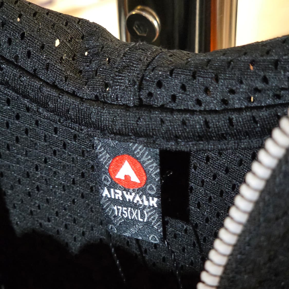 에어워크 메쉬 레터링 후드집업 상품이미지7