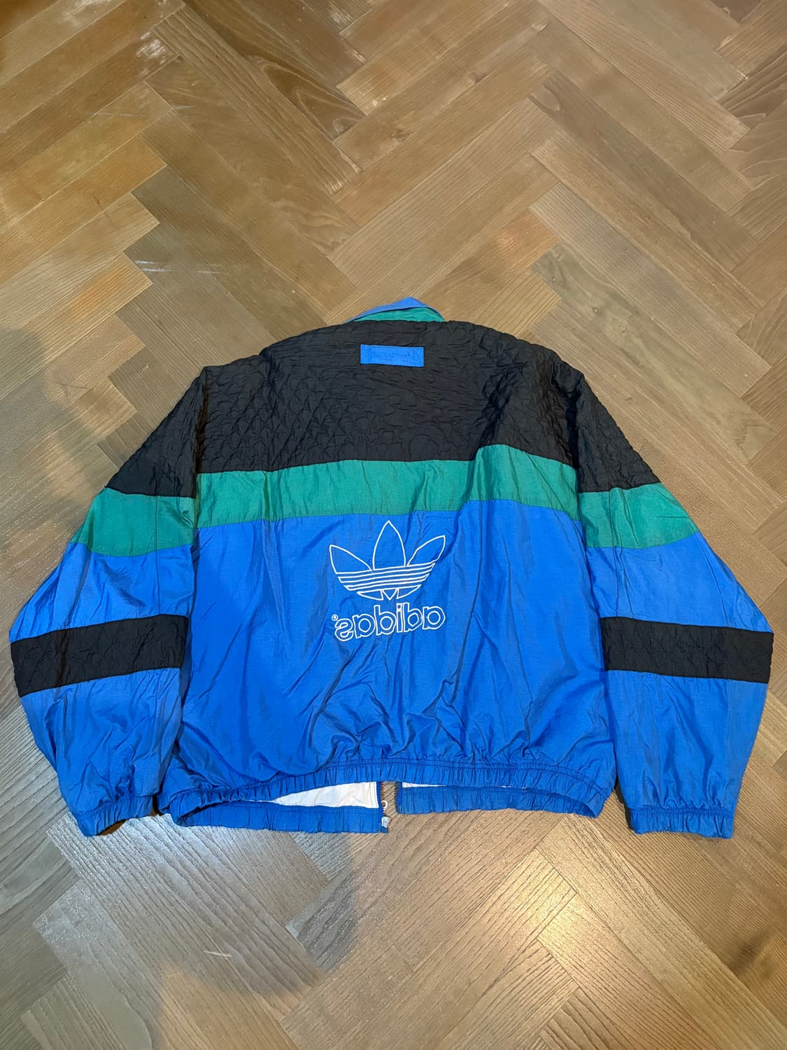 아디다스 빅로고 빈티지 바람막이 상품이미지2