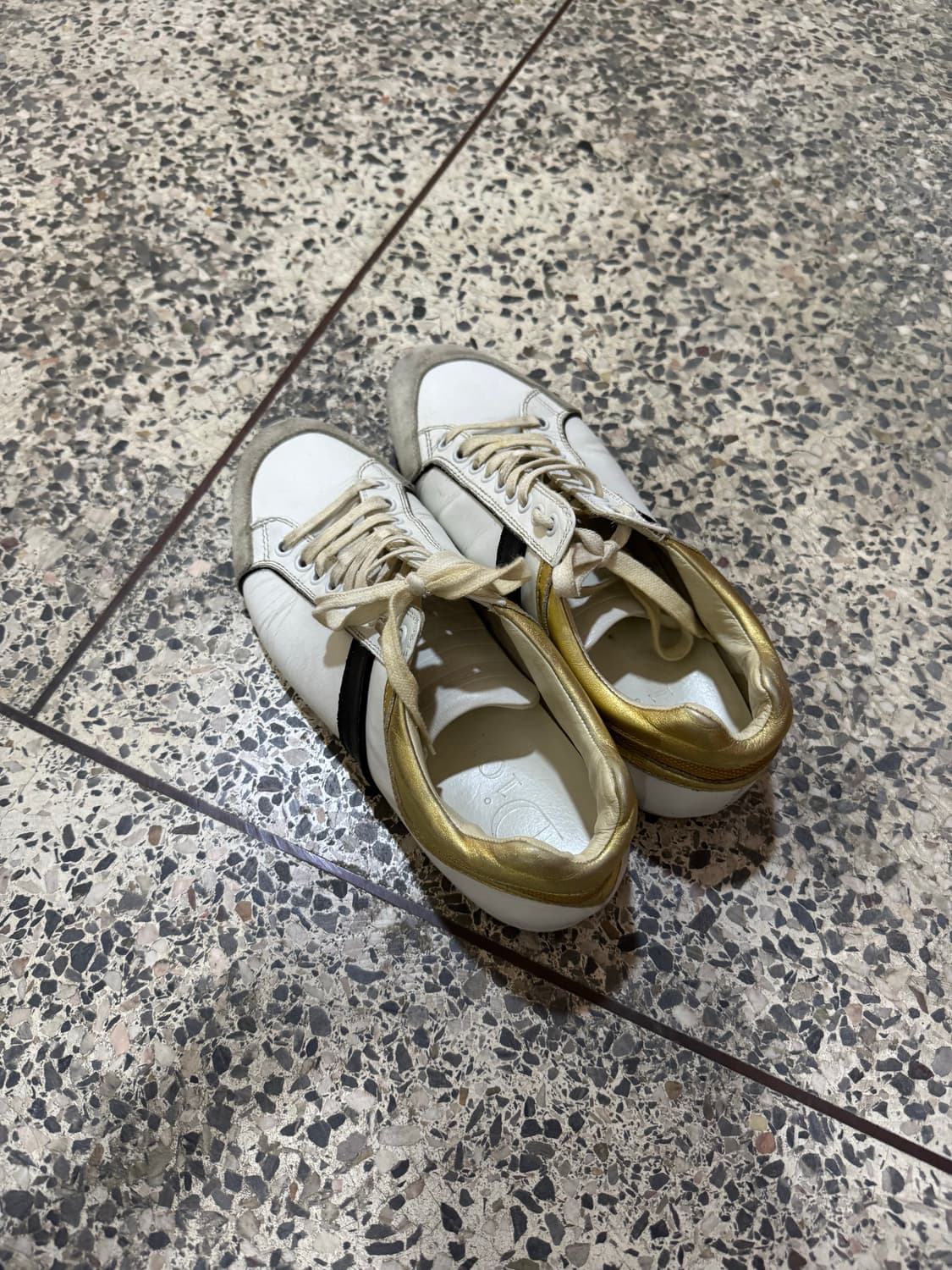 디올옴므 에디 시절 스니커즈 상품이미지1