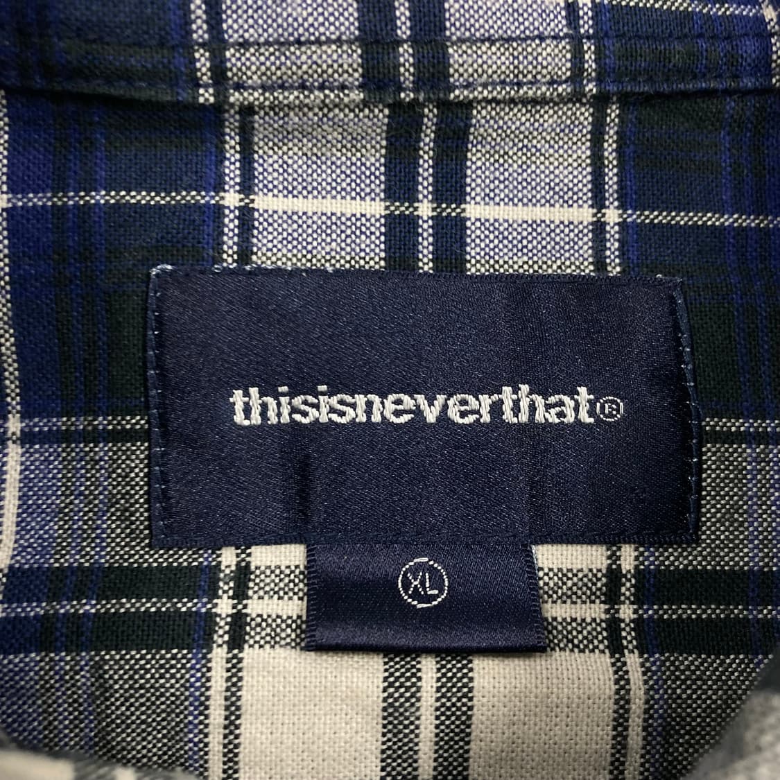 디스이즈네버댓 체크 패턴 네이비 배색 셔츠 상품이미지3