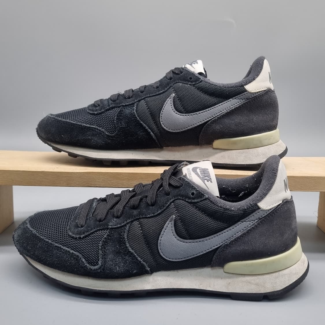 나이키 인터내셔널리스트 여성운동화230 상품이미지1