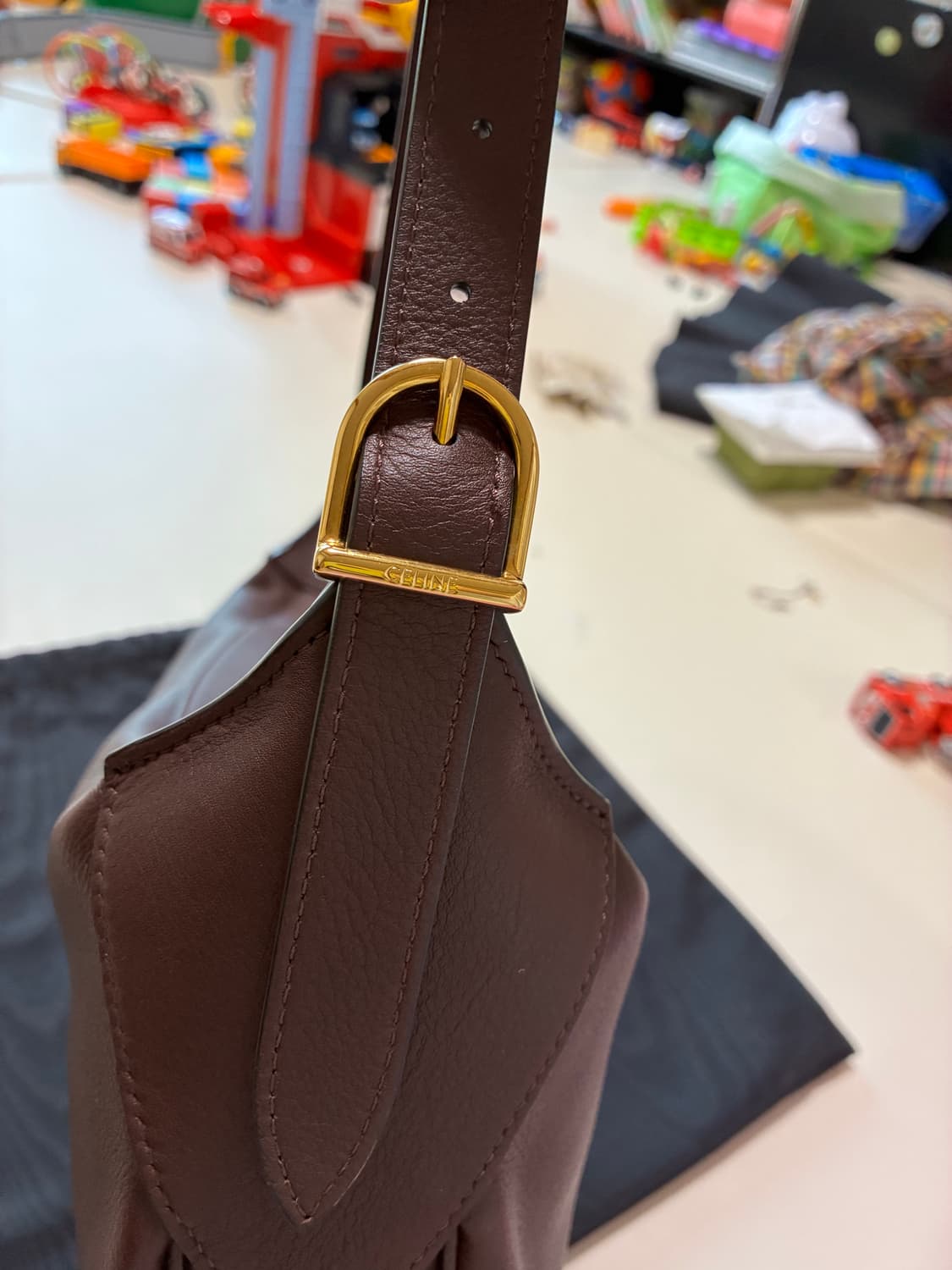 셀린느 로미백 버건디 미듐 상품이미지4