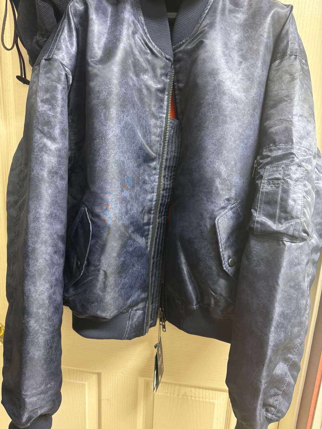 (새상품)25fw 언더마이카 할로윈 봄버 상품이미지6