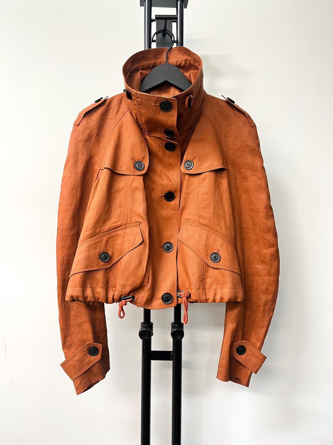 버버리 러스트 오렌지 숏 트렌치 자켓 상품이미지4