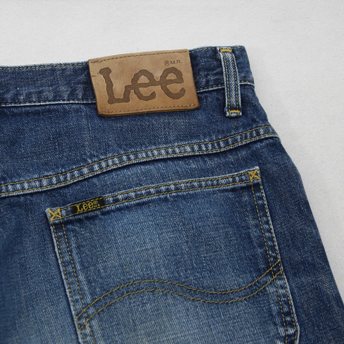 (착용컷) Lee RIDERS 0201 데님 팬츠 (남성용 32) 상품이미지9