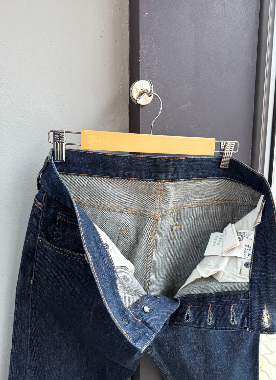 31~32/ 프라다 백패치 데님 셀비지 팬츠 상품이미지6