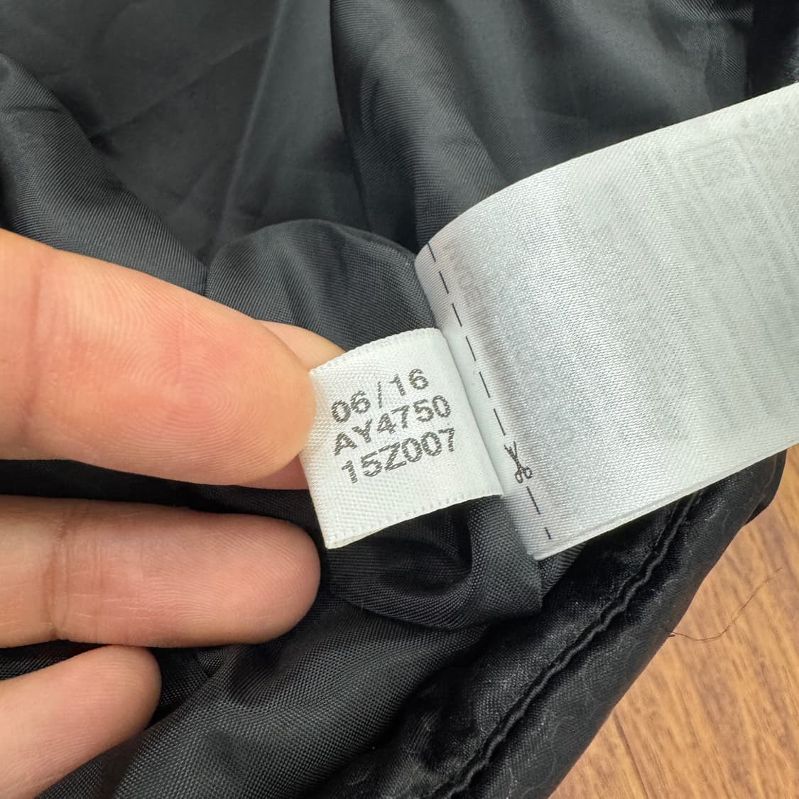 여성용 95 아디다스 블랙 패딩 베스트 조끼  상품이미지9