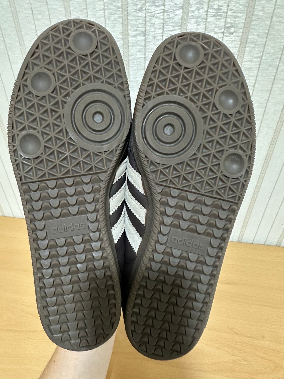 아디다스 삼바 OG 다크브라운 상품이미지6