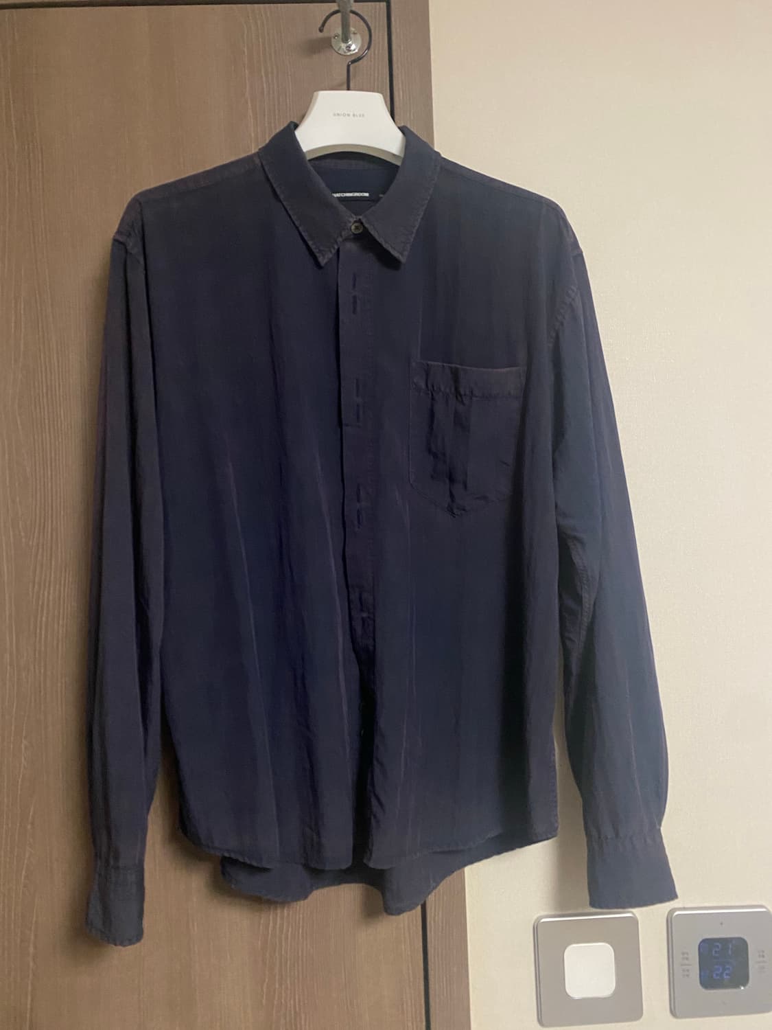 [2]해칭룸 라나셔츠 네이비 상품이미지1