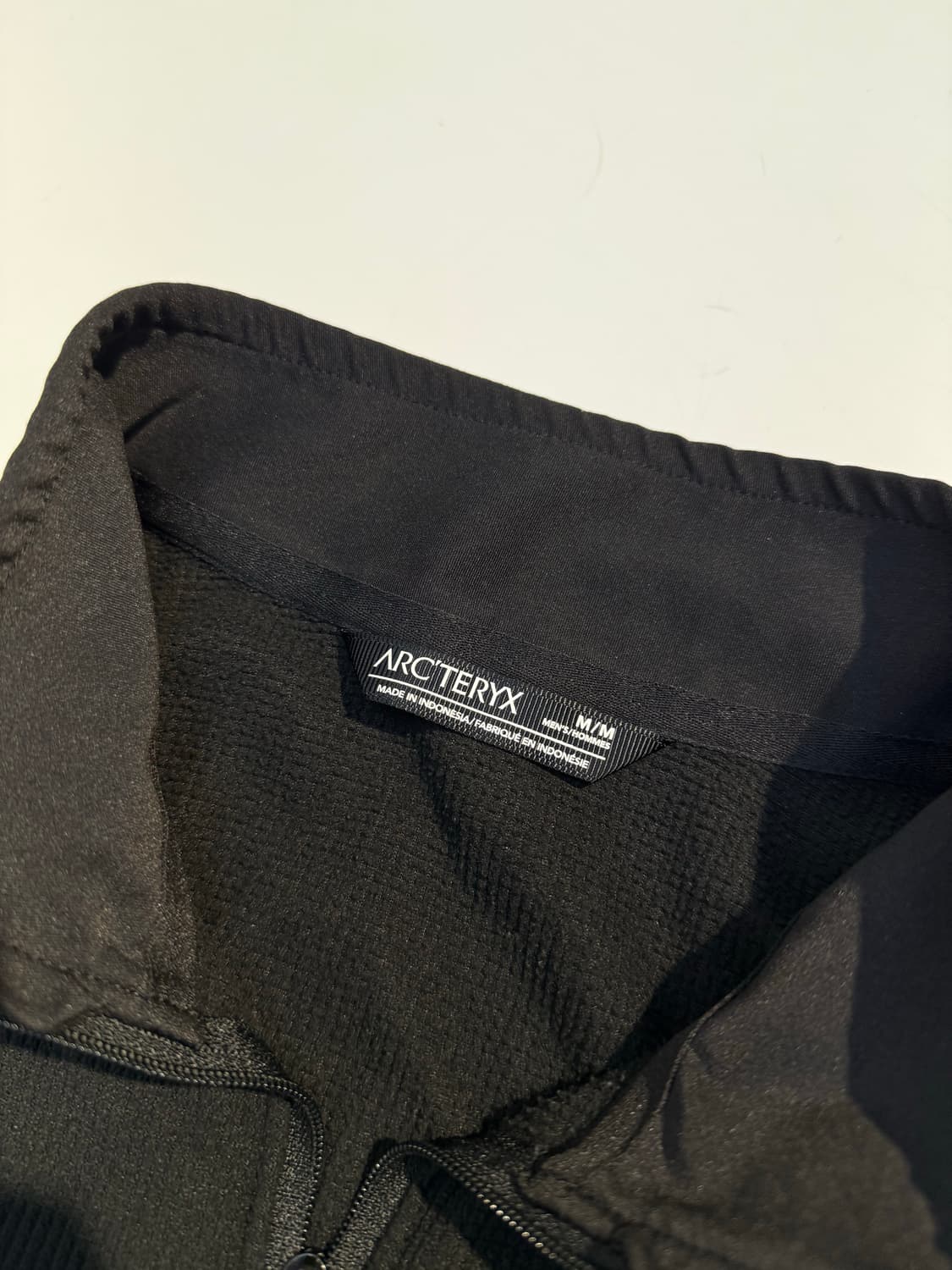 아크테릭스 델타 LT 짚 넥 M 상품이미지3