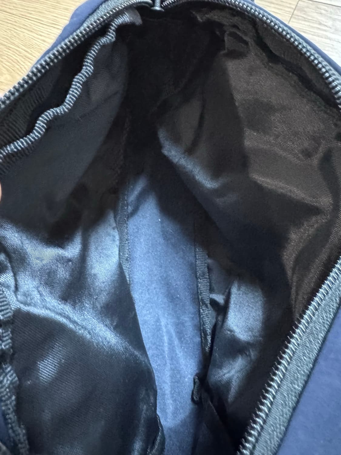 미스치프 크로스백 상품이미지4