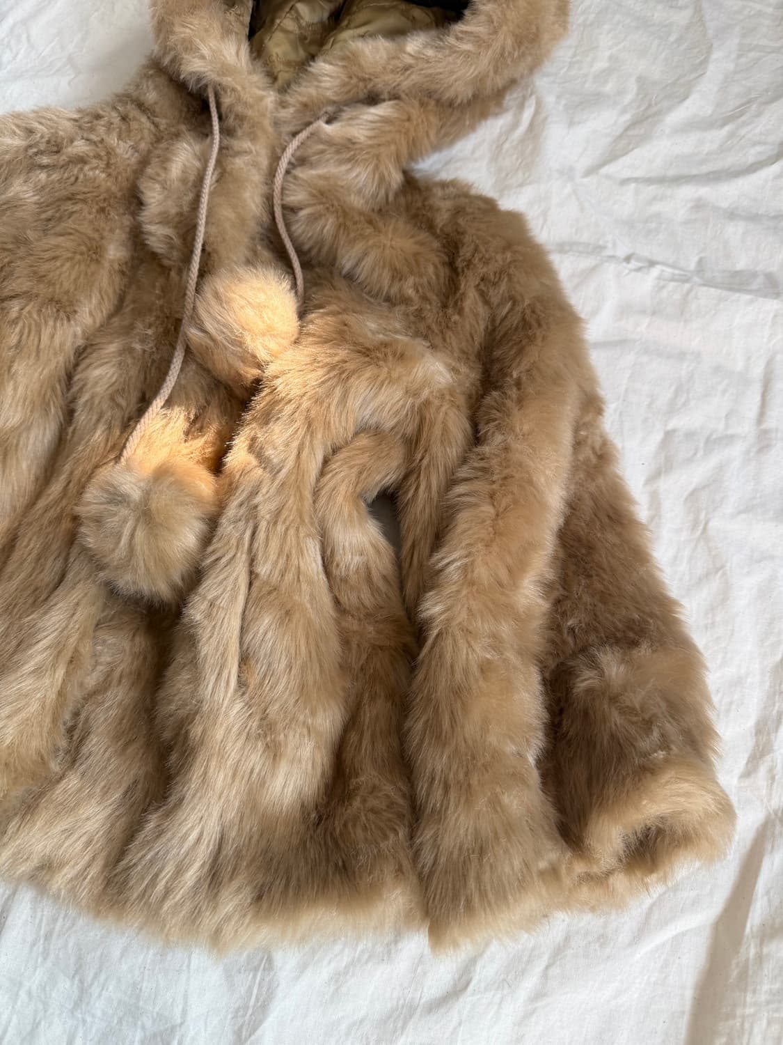 모카라떼 퍼 케이프 코트  상품이미지3