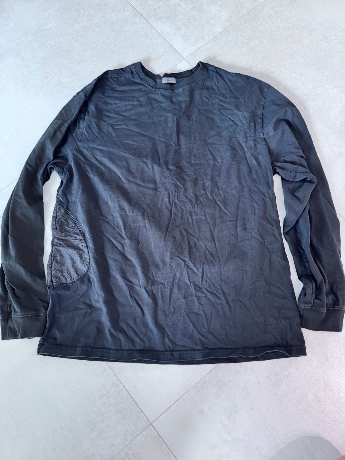 (중고/L) xlim ep6 02 sleeve black L 상품이미지4