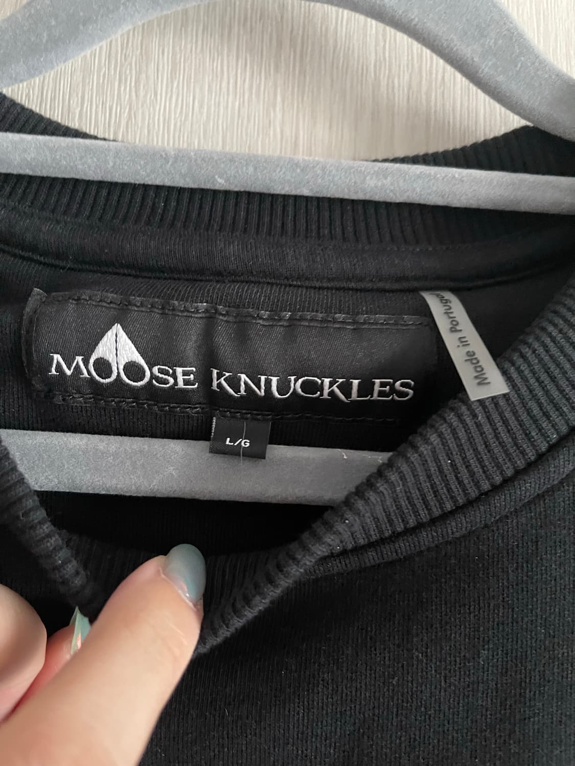 무스너클 블랙 맨투맨 티셔츠 상품이미지2