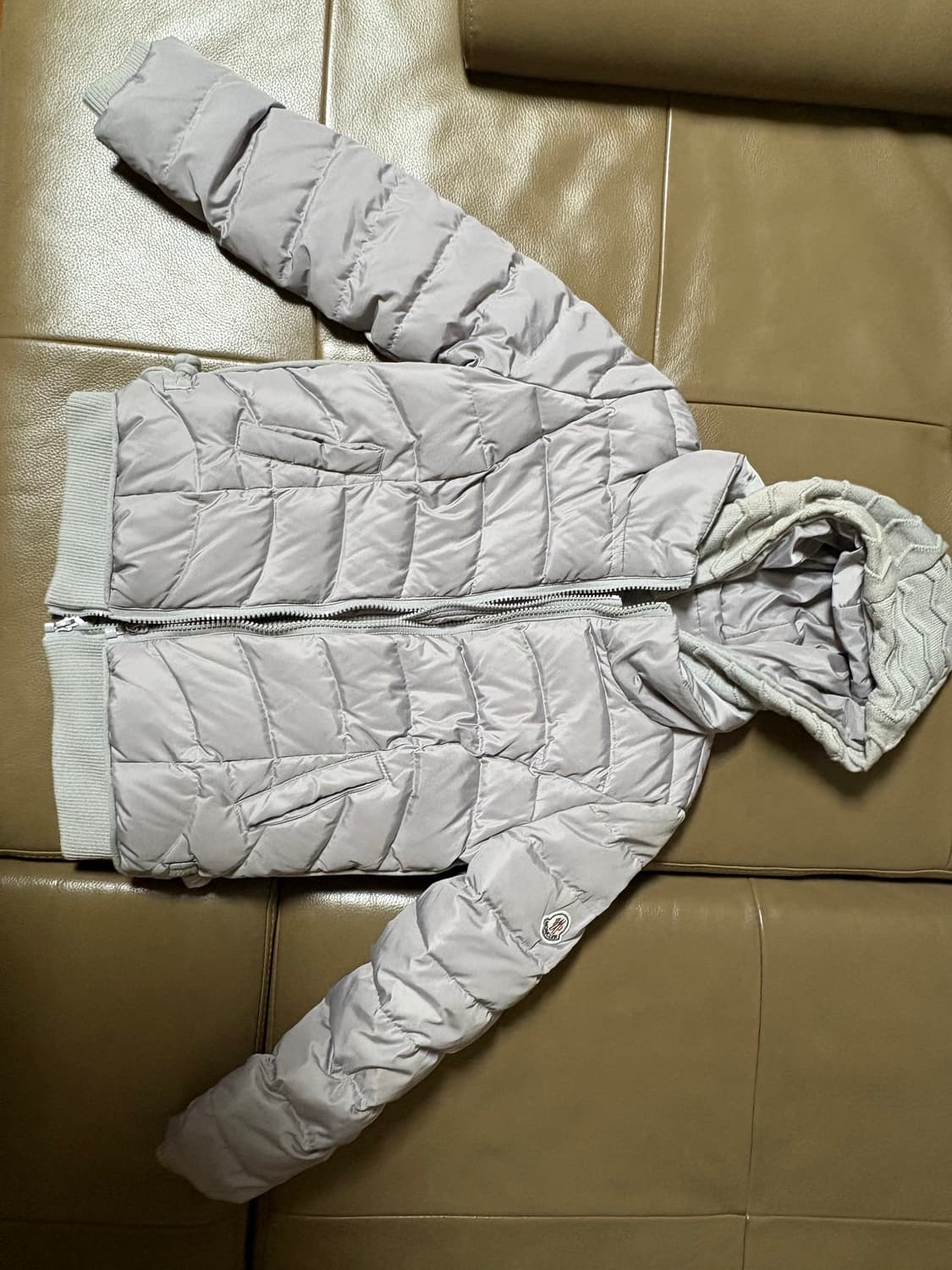 [정품]몽클레어 여성 니트패딩 상품이미지1